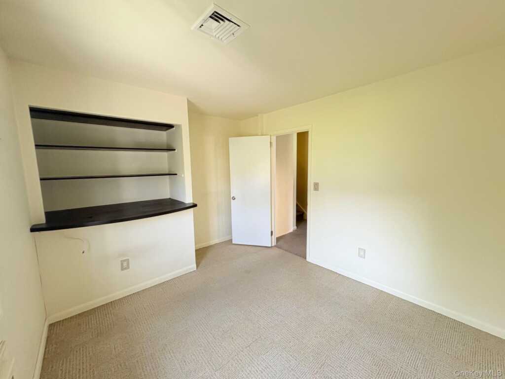 1 Dale Street, Rye, NY 10580 - Photo 12 of 28