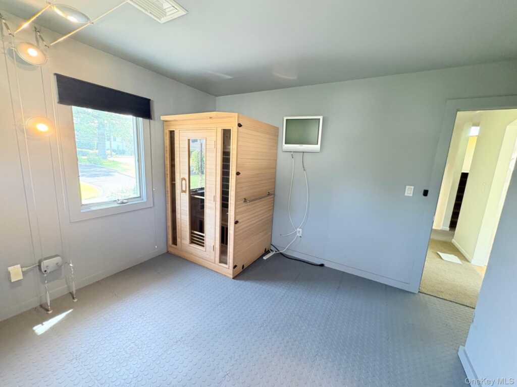 1 Dale Street, Rye, NY 10580 - Photo 14 of 28