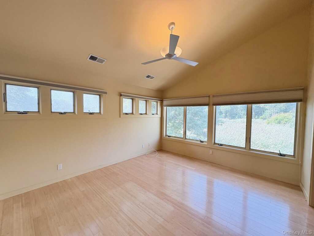 1 Dale Street, Rye, NY 10580 - Photo 17 of 28