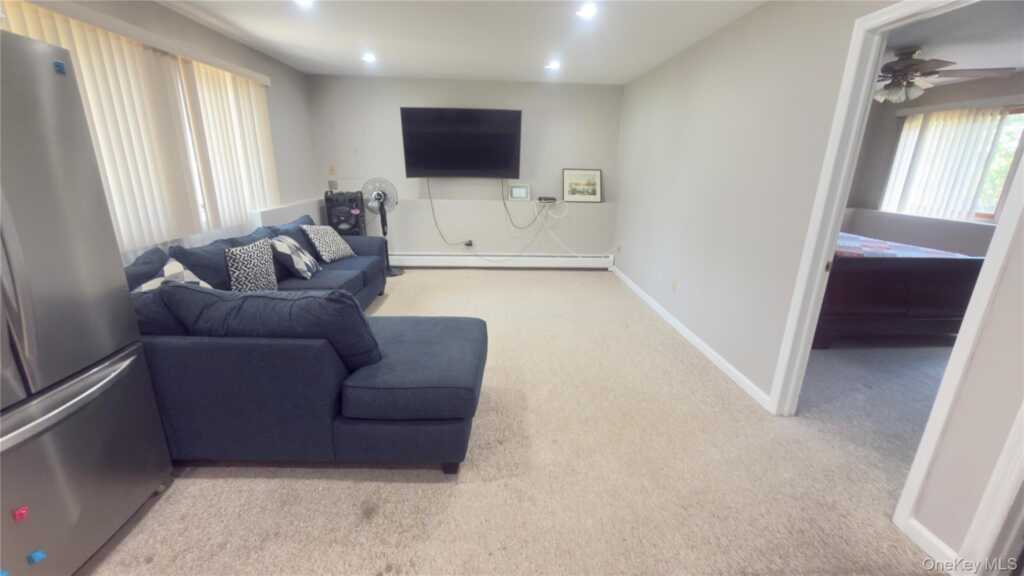 9 Florus Crom Court, Stony Point, NY 10980 - Photo 4 of 7