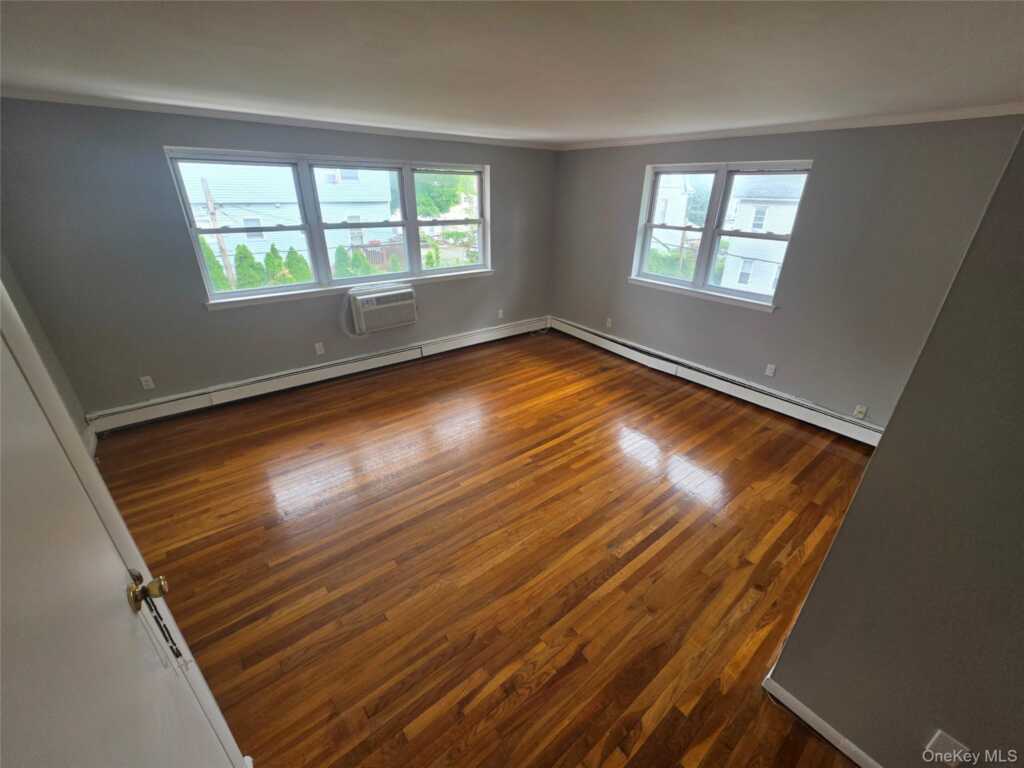 160 centre, Unit #3l, New Rochelle, NY 10801 - Photo 9 of 18