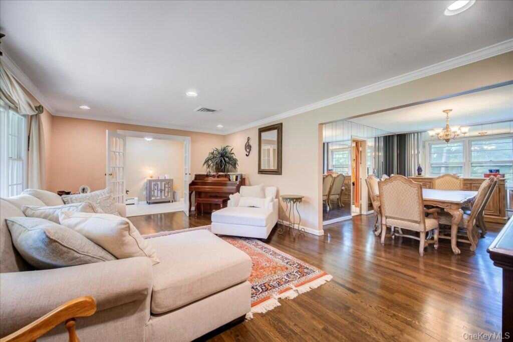 22 Concord Drive, New City, NY 10956 - Photo 10 of 33