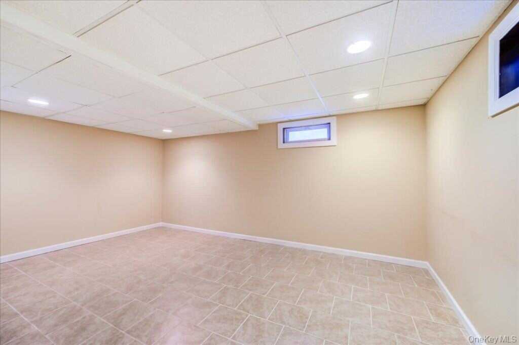 22 Concord Drive, New City, NY 10956 - Photo 26 of 33