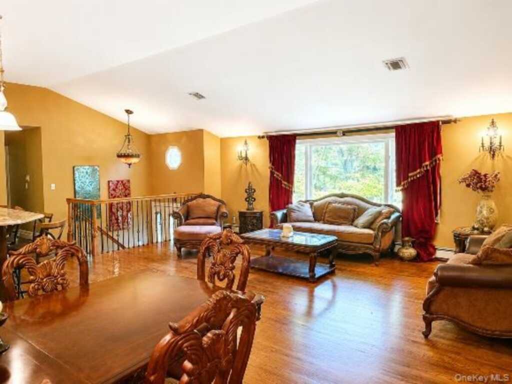 270 Bardonia Road, Nanuet, NY 10954 - Photo 19 of 46