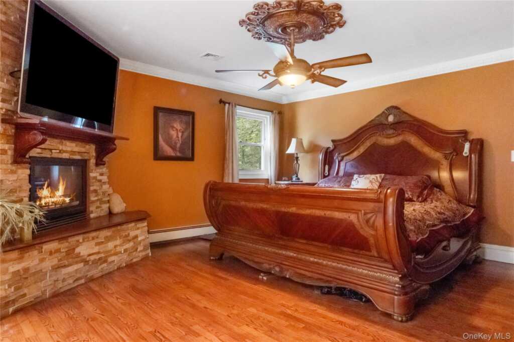 270 Bardonia Road, Nanuet, NY 10954 - Photo 21 of 46