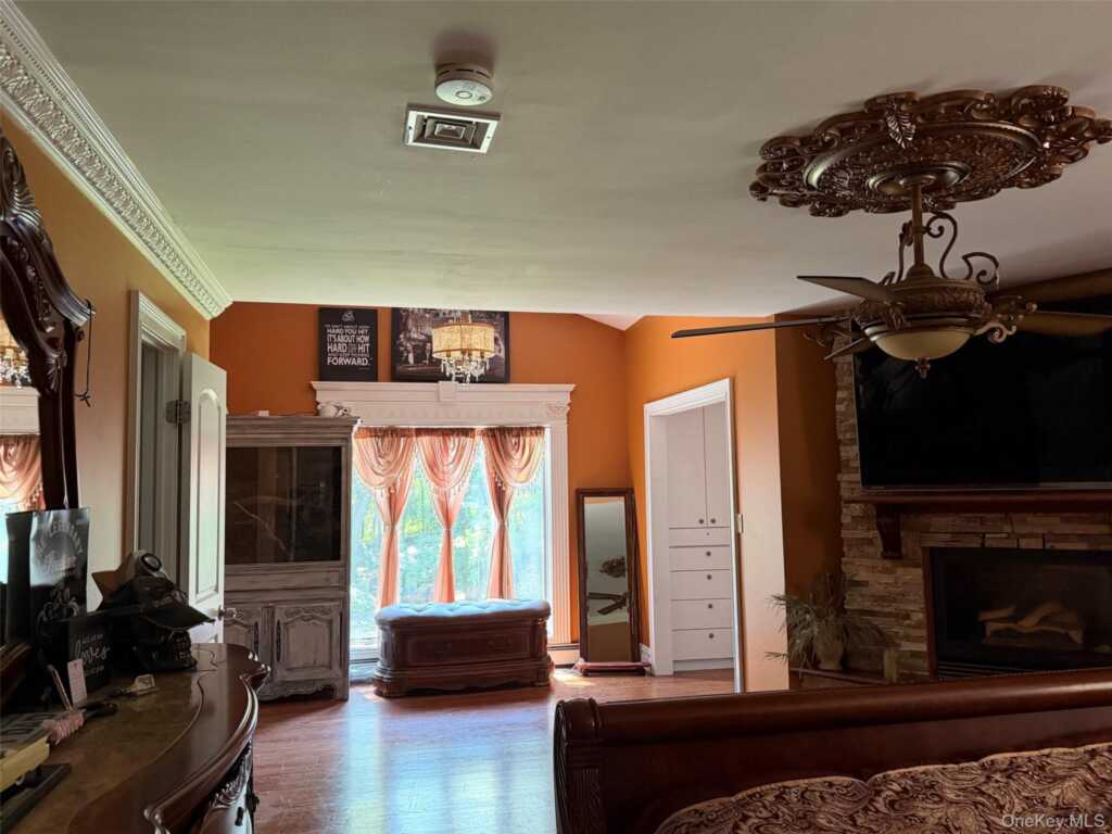 270 Bardonia Road, Nanuet, NY 10954 - Photo 22 of 46