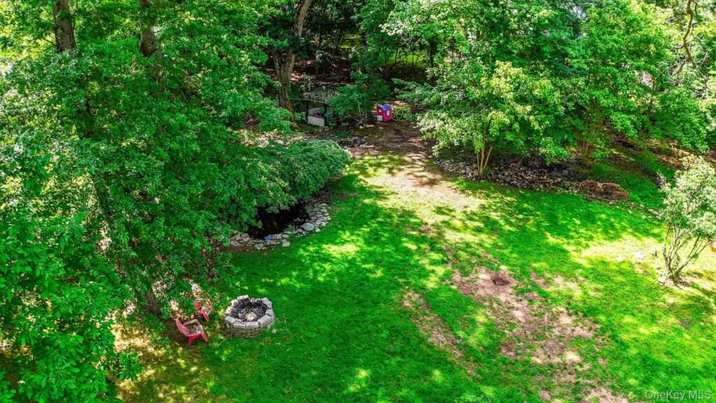 270 Bardonia Road, Nanuet, NY 10954 - Photo 40 of 46