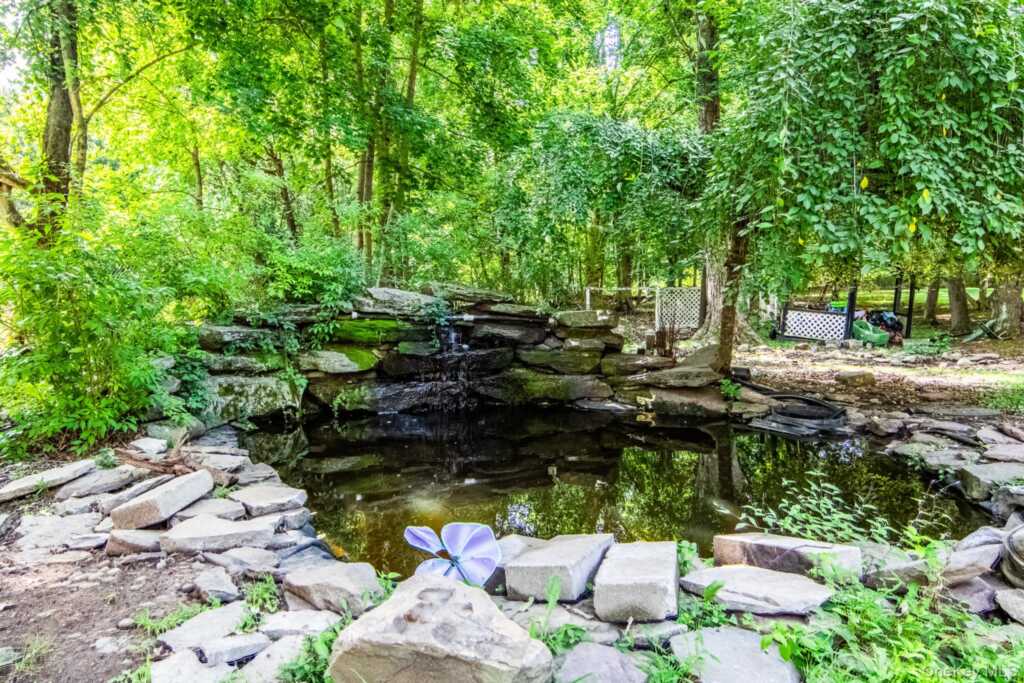 270 Bardonia Road, Nanuet, NY 10954 - Photo 41 of 46
