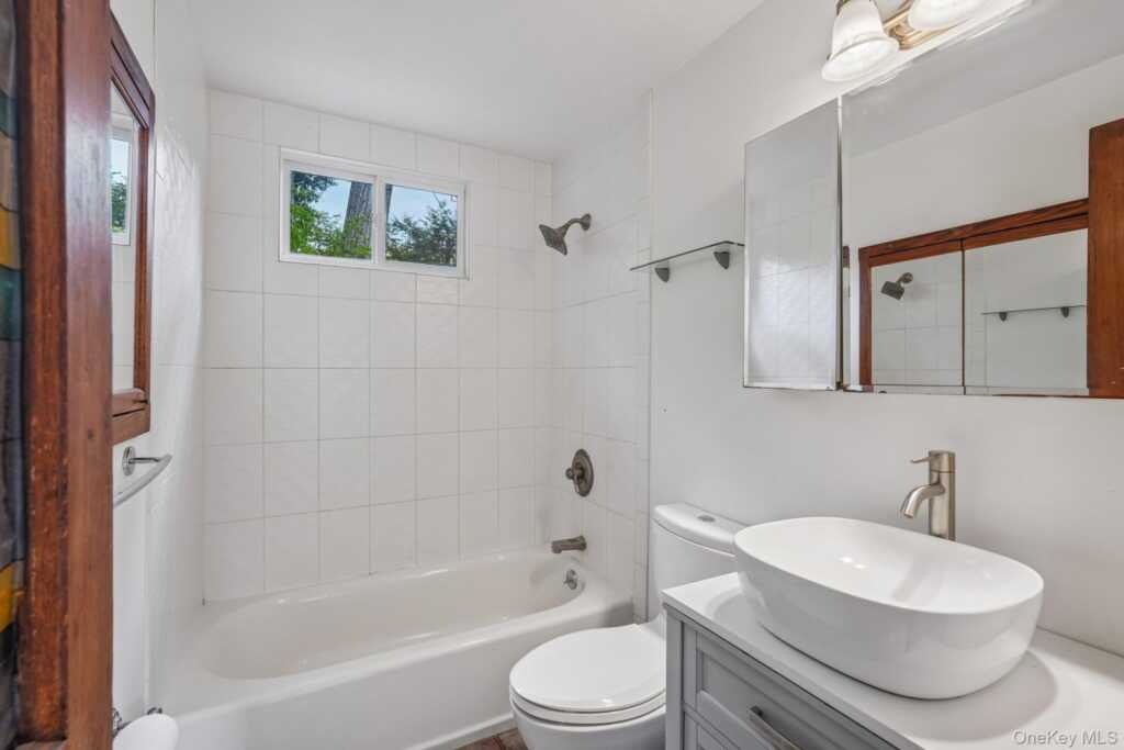 736 Route 9W, Nyack, NY 10960 - Photo 15 of 45