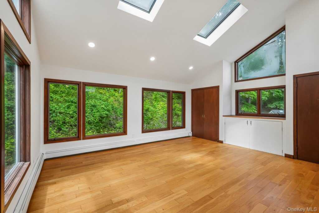 736 Route 9W, Nyack, NY 10960 - Photo 18 of 45