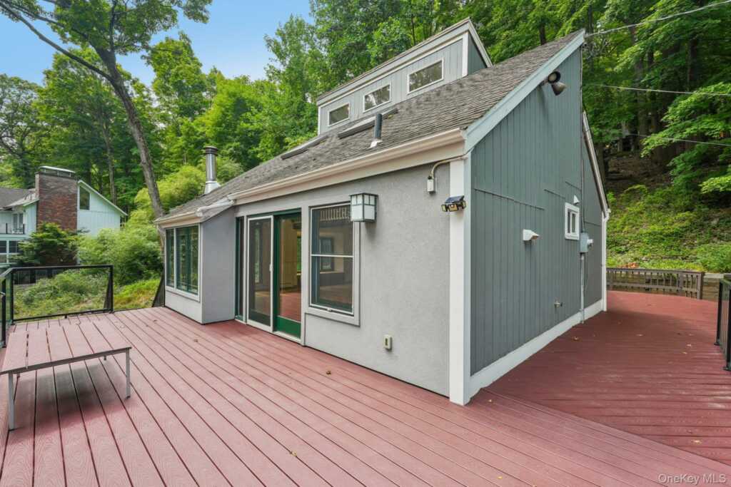 736 Route 9W, Nyack, NY 10960 - Photo 2 of 45