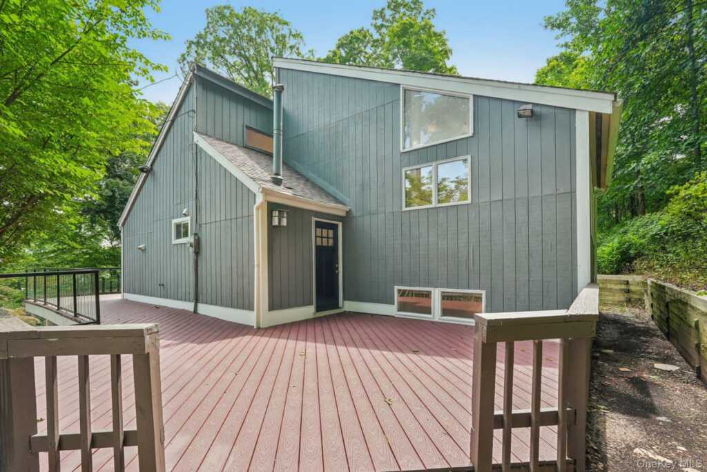 736 Route 9W, Nyack, NY 10960 - Photo 3 of 45