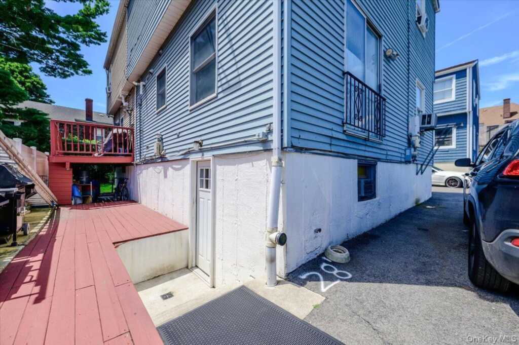 6 Angelo Place, Rye, NY 10573 - Photo 25 of 26