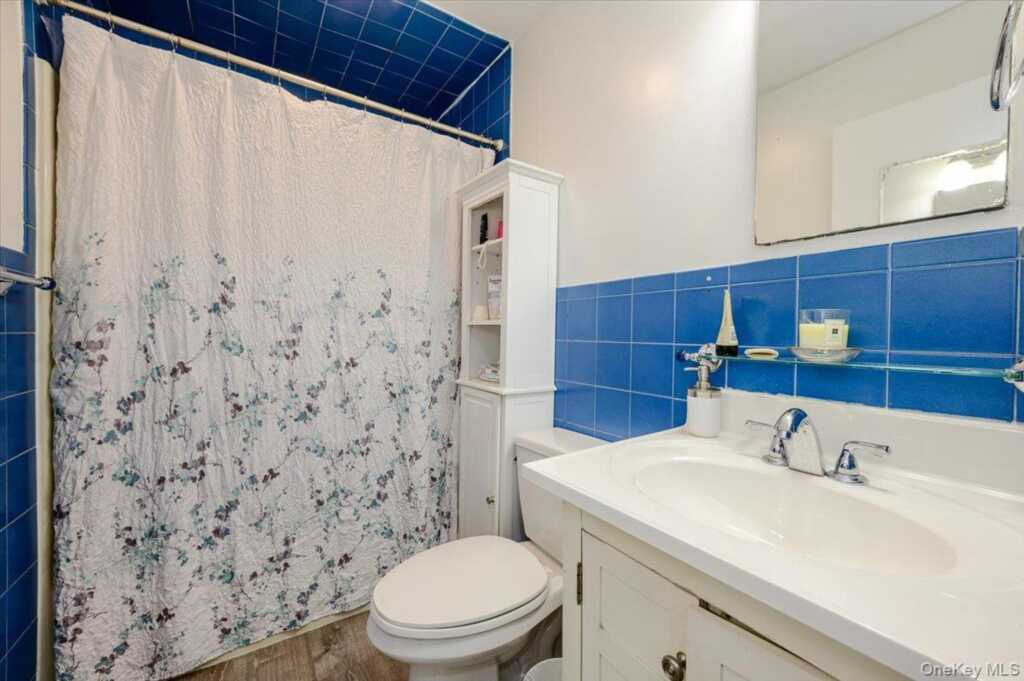 6 Angelo Place, Rye, NY 10573 - Photo 8 of 26