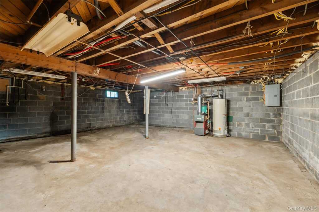 17 Sunset Drive, Suffern, NY 10901 - Photo 29 of 39