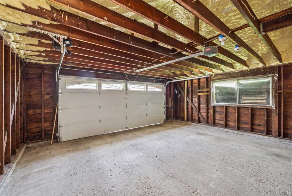 17 Sunset Drive, Suffern, NY 10901 - Photo 30 of 39