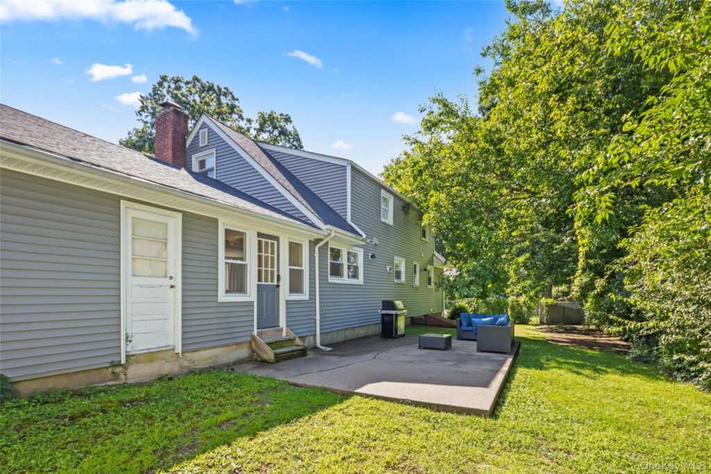 17 Sunset Drive, Suffern, NY 10901 - Photo 34 of 39