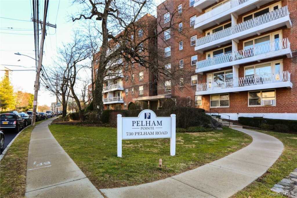 730 Pelham Road, Unit #2D, New Rochelle, NY 10805 - Photo 2 of 21