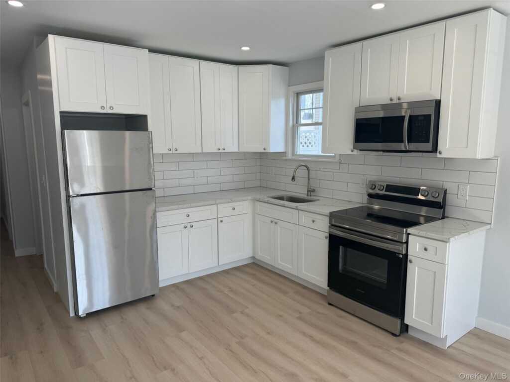 34 Bush Avenue, Unit #2R, Rye, NY 10573