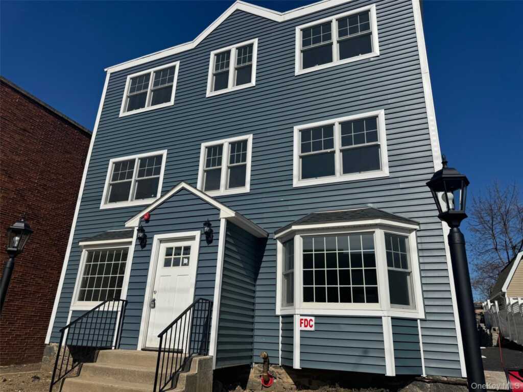 34 Bush Avenue, Unit #2R, Rye, NY 10573 - Photo 11 of 12