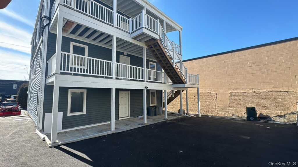 34 Bush Avenue, Unit #2R, Rye, NY 10573 - Photo 12 of 12