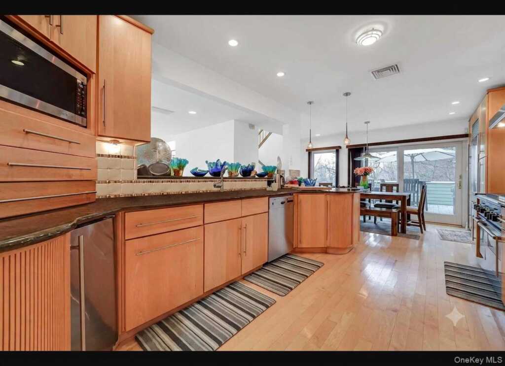 910 Route 9w, Nyack, NY 10960 - Photo 19 of 44