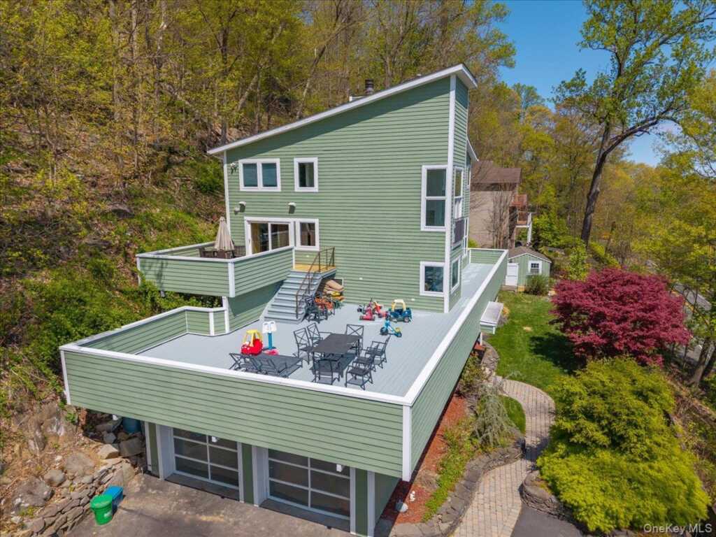 910 Route 9w, Nyack, NY 10960 - Photo 4 of 44