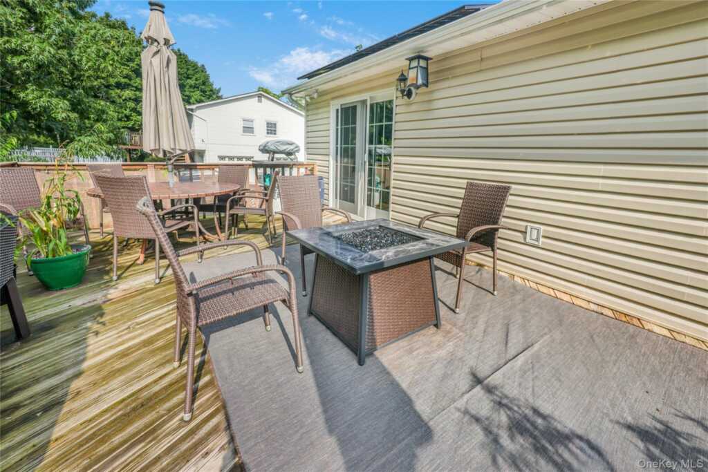 34 Strathmore Drive, New City, NY 10956 - Photo 33 of 47