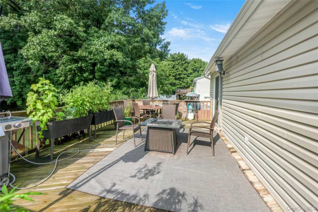 34 Strathmore Drive, New City, NY 10956 - Photo 34 of 47