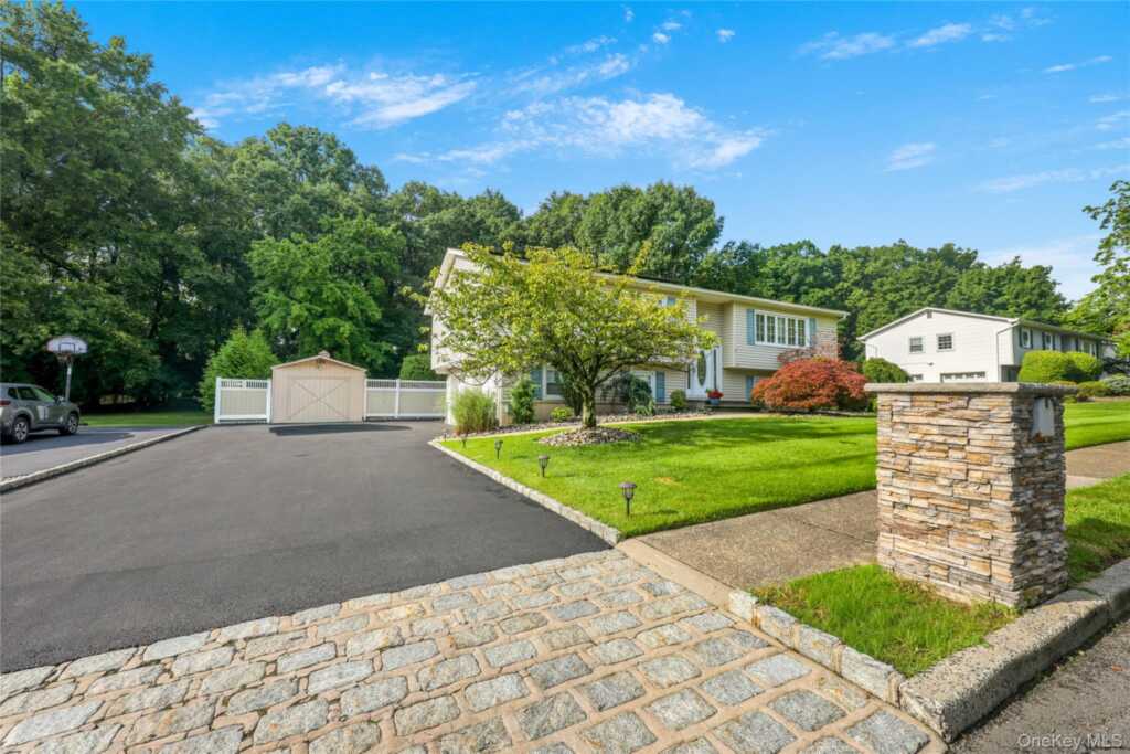 34 Strathmore Drive, New City, NY 10956 - Photo 42 of 47