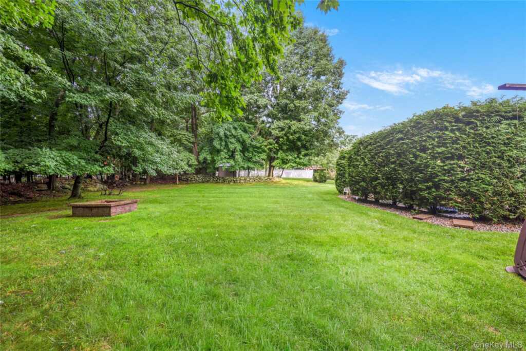 34 Strathmore Drive, New City, NY 10956 - Photo 43 of 47