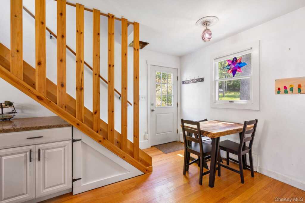 9 Willow Avenue, Nyack, NY 10960 - Photo 10 of 23