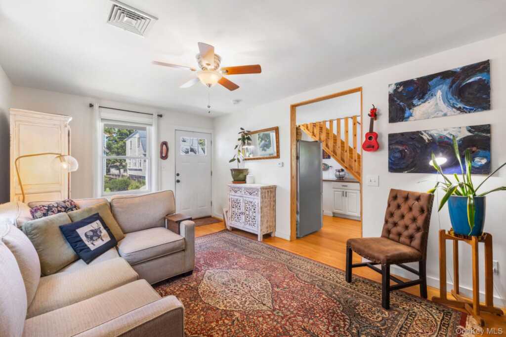 9 Willow Avenue, Nyack, NY 10960 - Photo 5 of 23