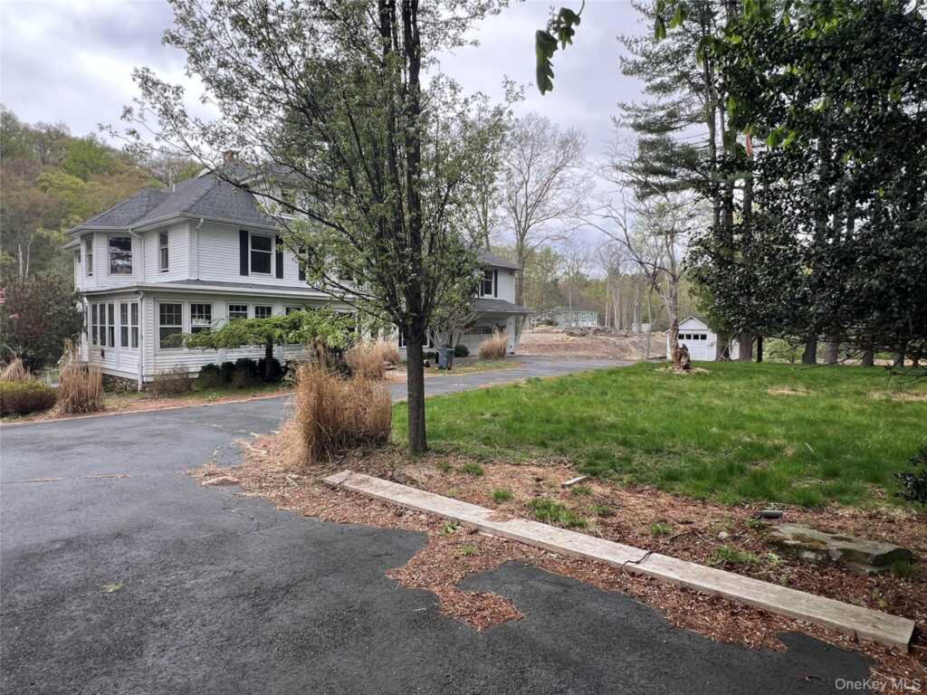 285 Bulsontown Road, Stony Point, NY 10980 - Photo 2 of 16
