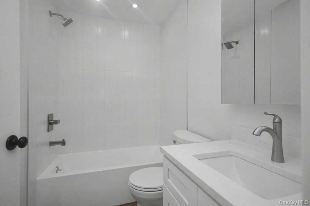 44 Schriever Lane, Unit #42, New City, NY 10956 - Photo 11 of 19