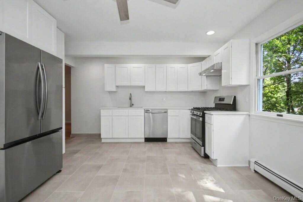 44 Schriever Lane, Unit #42, New City, NY 10956 - Photo 7 of 19