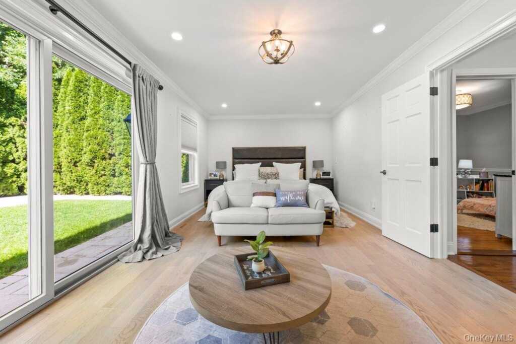 457 Pinebrook Boulevard, New Rochelle, NY 10804 - Photo 27 of 42