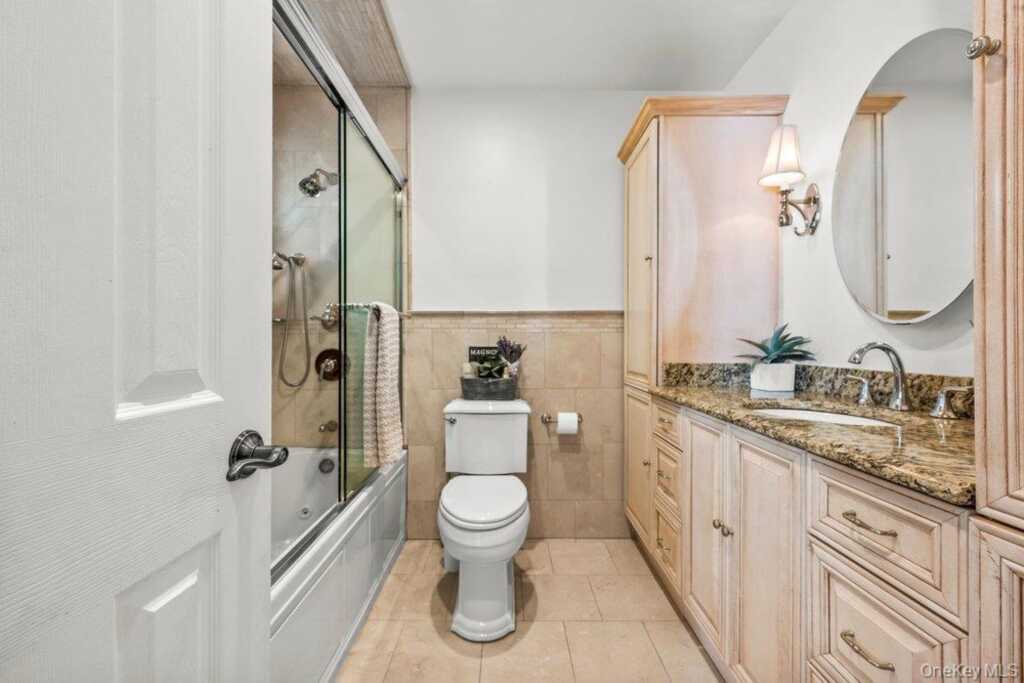 457 Pinebrook Boulevard, New Rochelle, NY 10804 - Photo 32 of 42