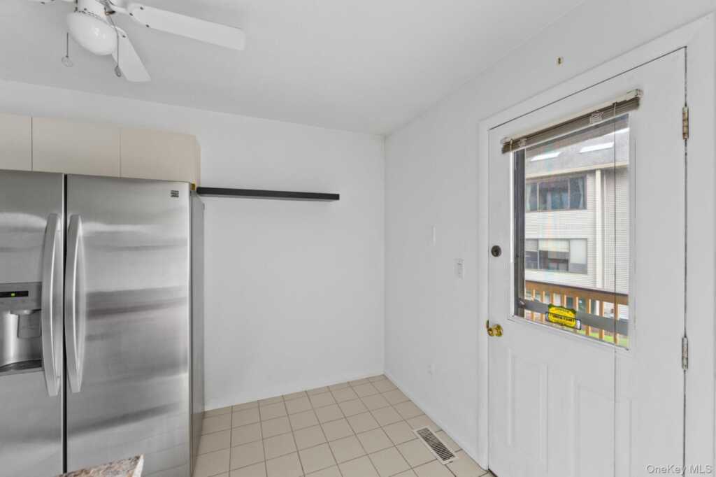 5 Kings Court, Nanuet, NY 10954 - Photo 10 of 30
