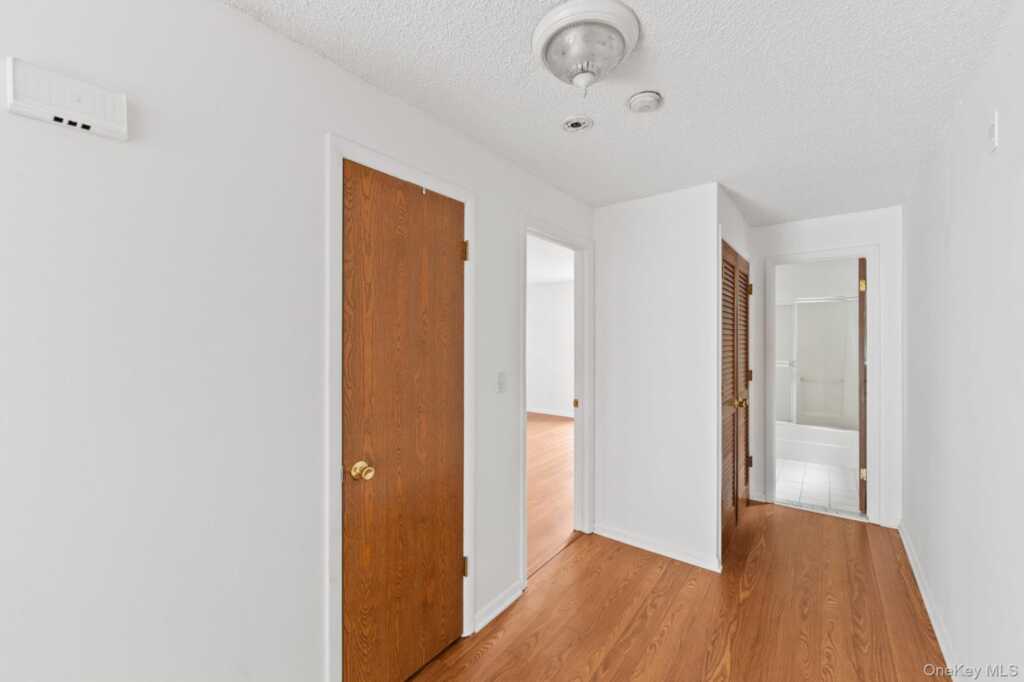 5 Kings Court, Nanuet, NY 10954 - Photo 15 of 30