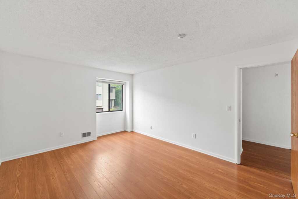 5 Kings Court, Nanuet, NY 10954 - Photo 19 of 30