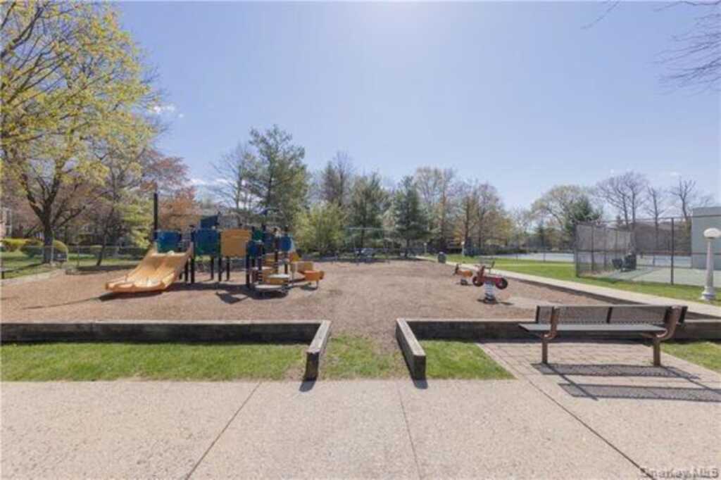 5 Kings Court, Nanuet, NY 10954 - Photo 28 of 30
