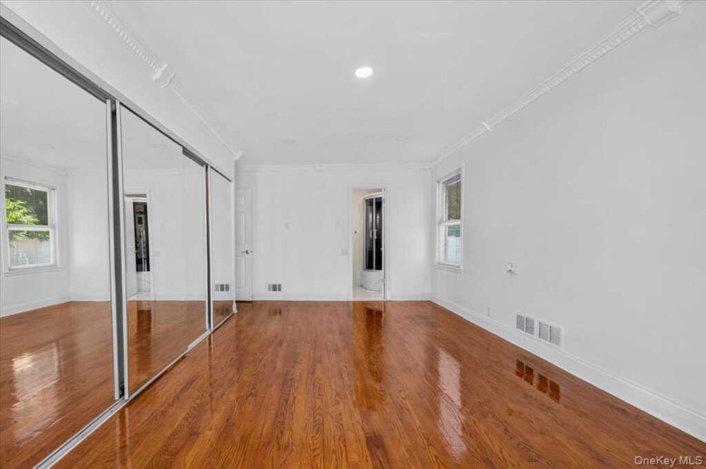 1155 Webster Avenue, New Rochelle, NY 10804 - Photo 13 of 37