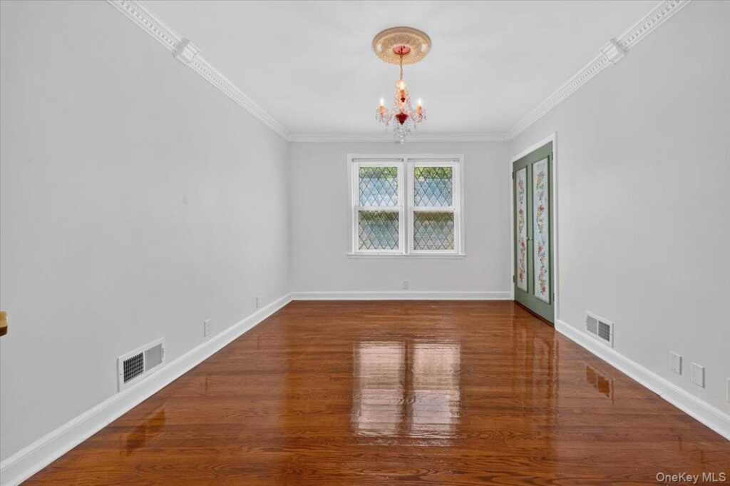 1155 Webster Avenue, New Rochelle, NY 10804 - Photo 14 of 37