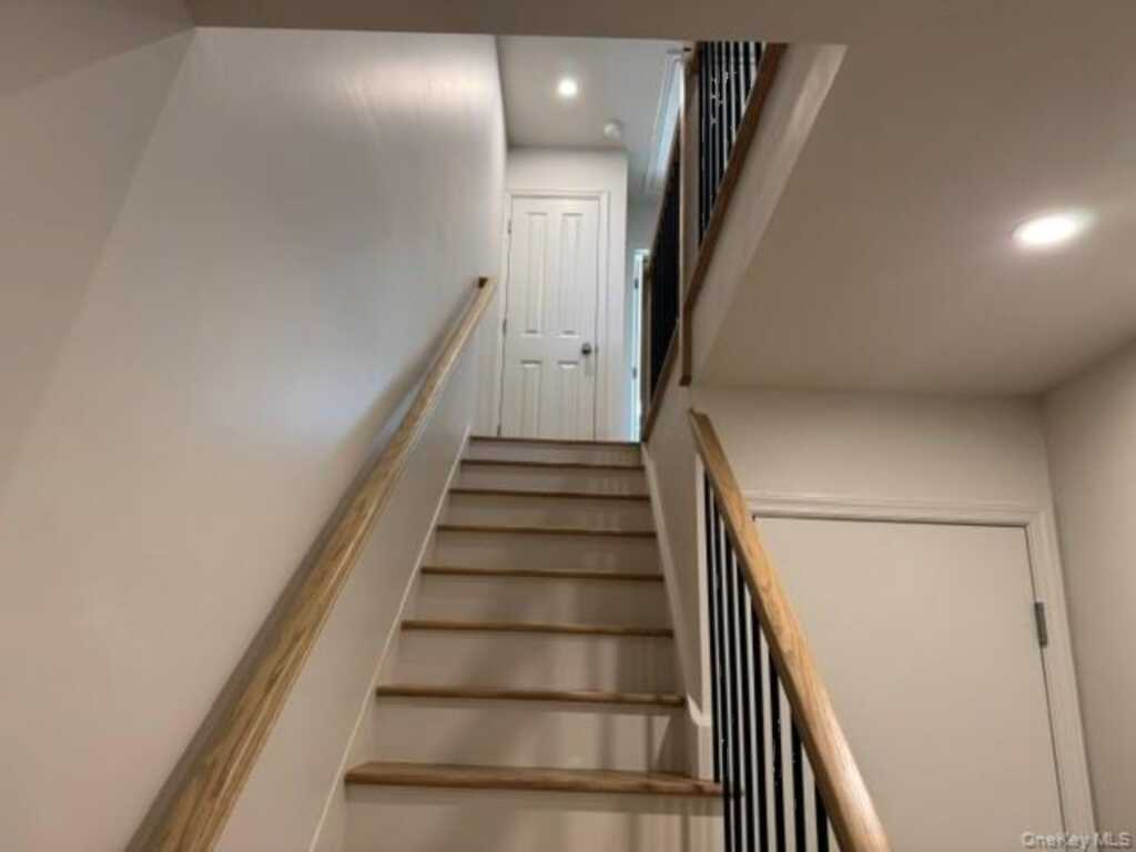 306 S Regent, Unit #B, Rye, NY 10573 - Photo 13 of 16
