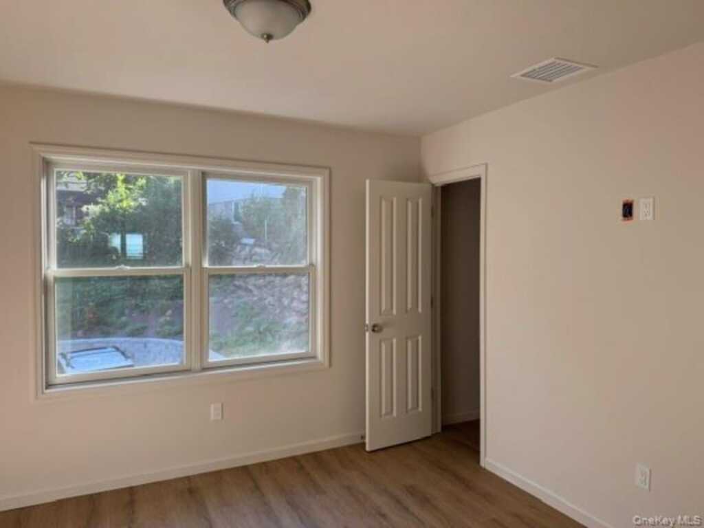306 S Regent, Unit #B, Rye, NY 10573 - Photo 15 of 16