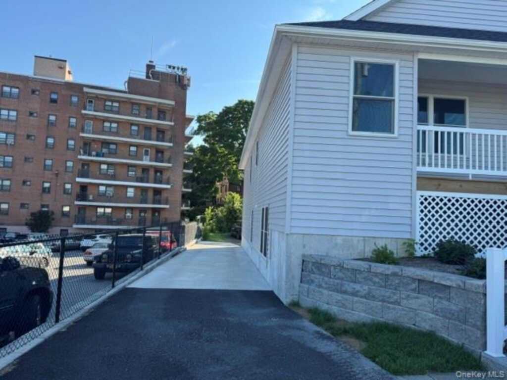306 S Regent, Unit #B, Rye, NY 10573 - Photo 2 of 16