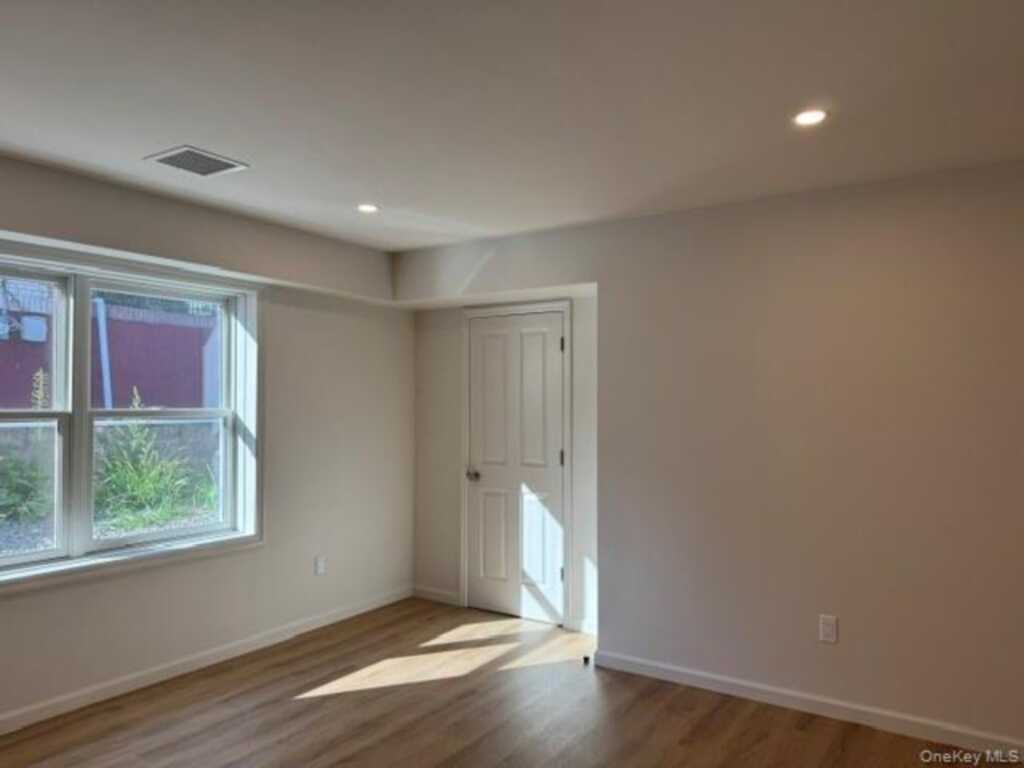 306 S Regent, Unit #B, Rye, NY 10573 - Photo 7 of 16