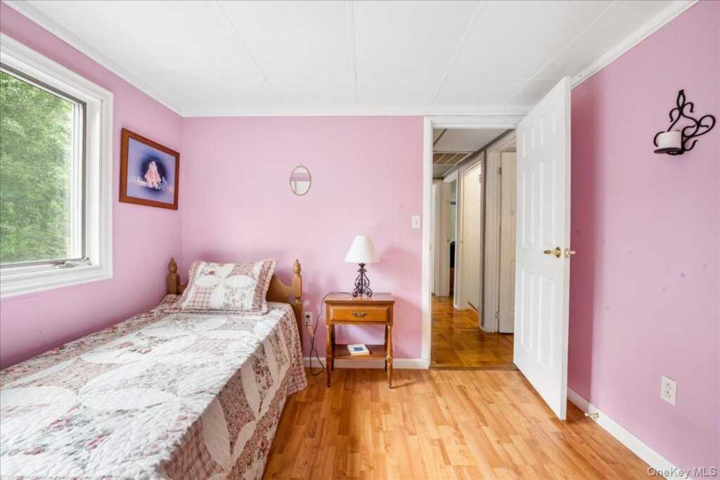 32 Carolina Drive, New City, NY 10956 - Photo 18 of 31
