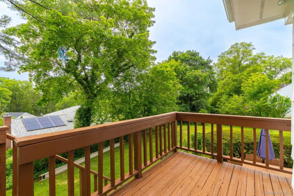 67 Malvern Lane, New Rochelle, NY 10583 - Photo 10 of 23